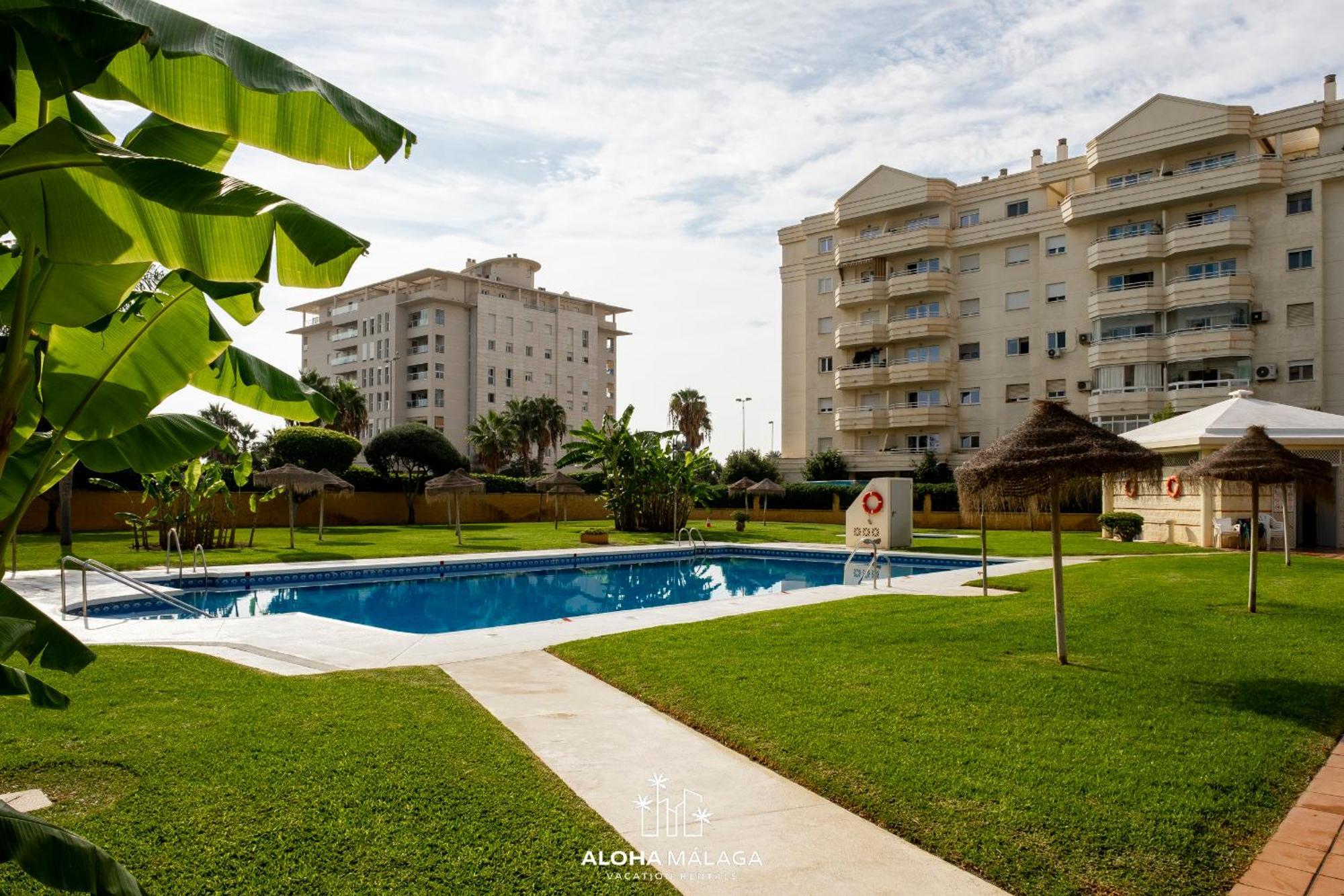 Pacifico Beach Front By AlohaMálaga Exterior foto